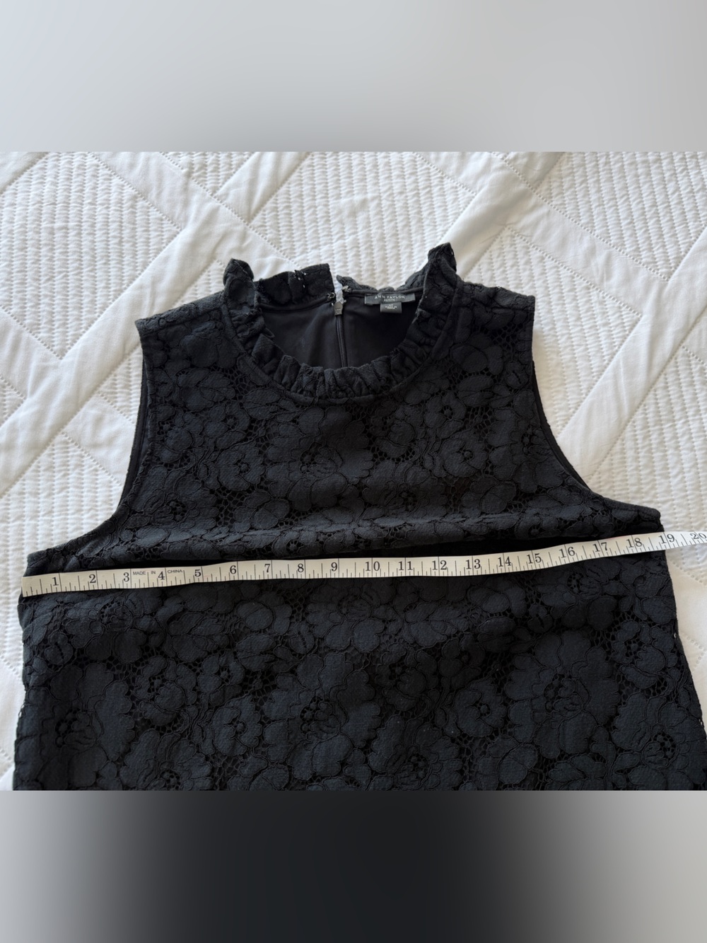 Ann Taylor Black Lace Sleeveless Blouse - Picture 6 of 14